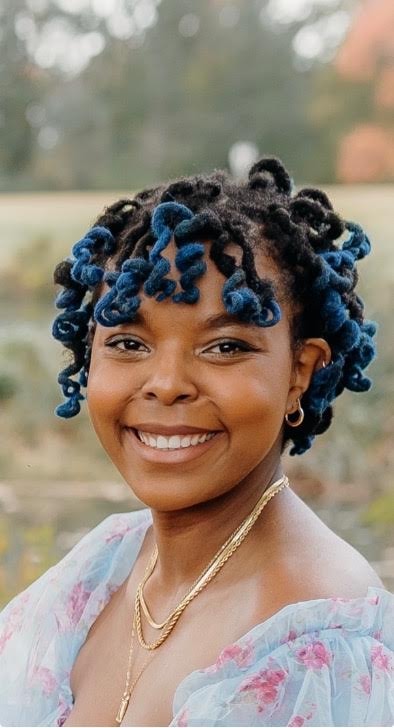 Vivien, LCSW-C, Licensed Clinical Social Worker and Psychotherapist